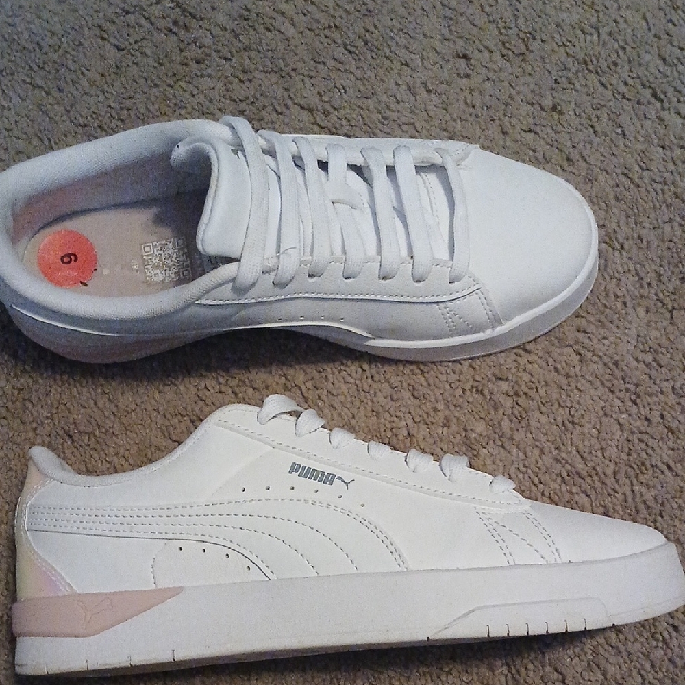 Puma White and Light Pink Sneakers